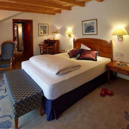 Erfurths Bergfried Ferien & Wellnesshotel Hinterzarten Esterno foto