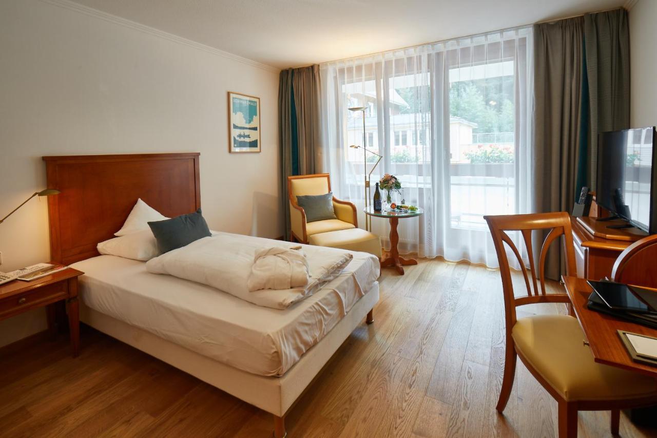 Erfurths Bergfried Ferien & Wellnesshotel Hinterzarten Esterno foto
