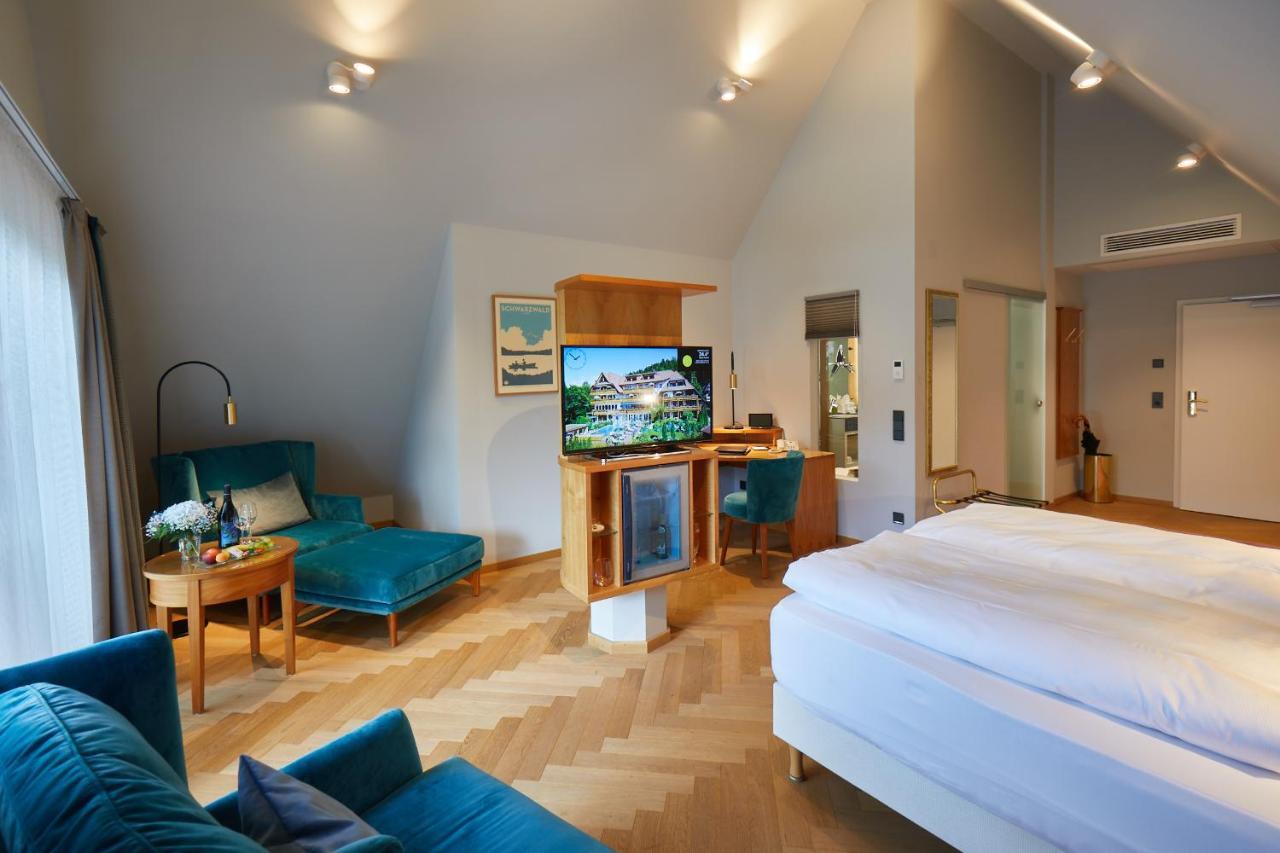 Erfurths Bergfried Ferien & Wellnesshotel Hinterzarten Esterno foto